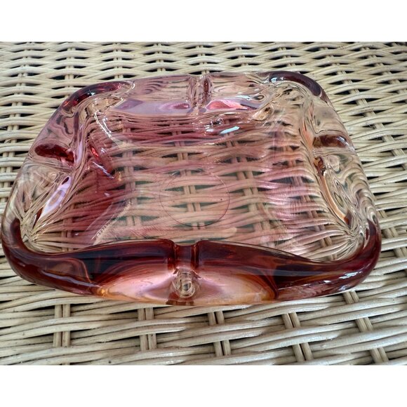 Vintage MCM Pink Iridescent Glass abstract Free form Ash Tray - Picture 8 of 8